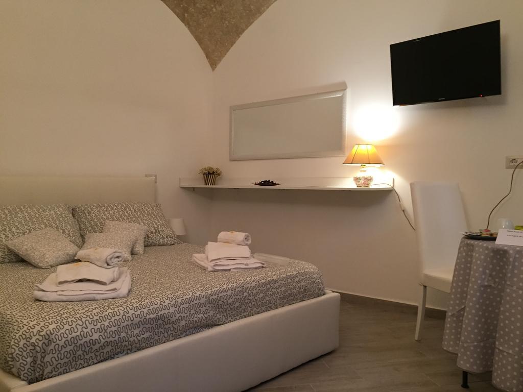 Petros Room Camere Салерно Номер фото