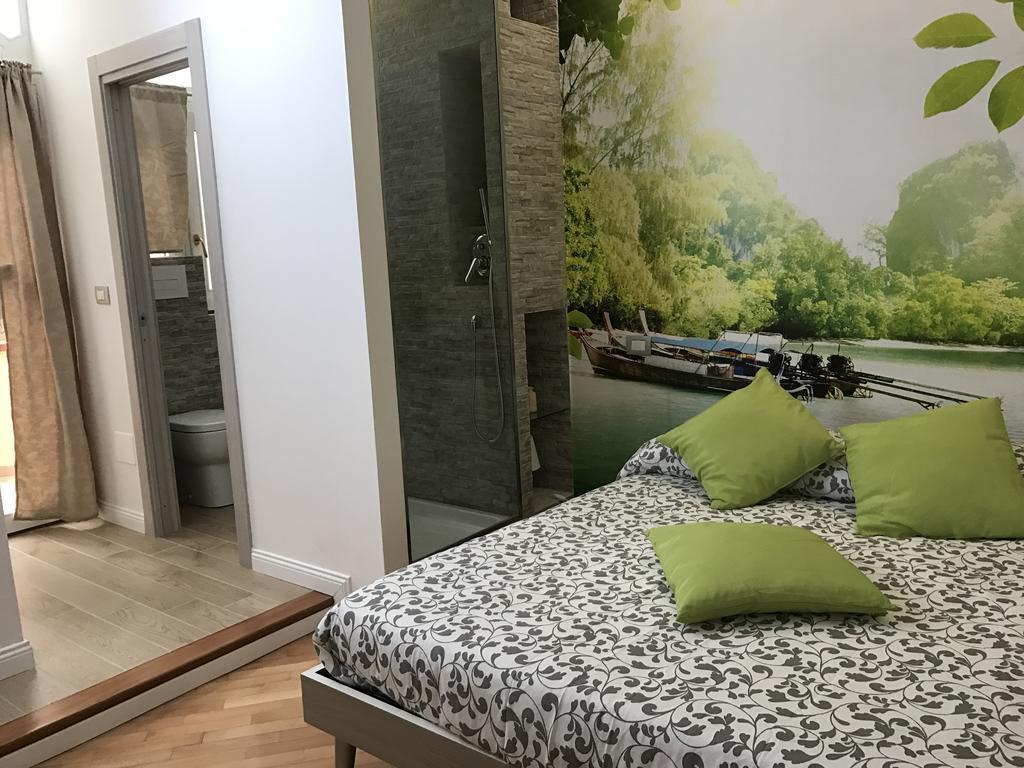 Petros Room Camere Салерно Екстер'єр фото