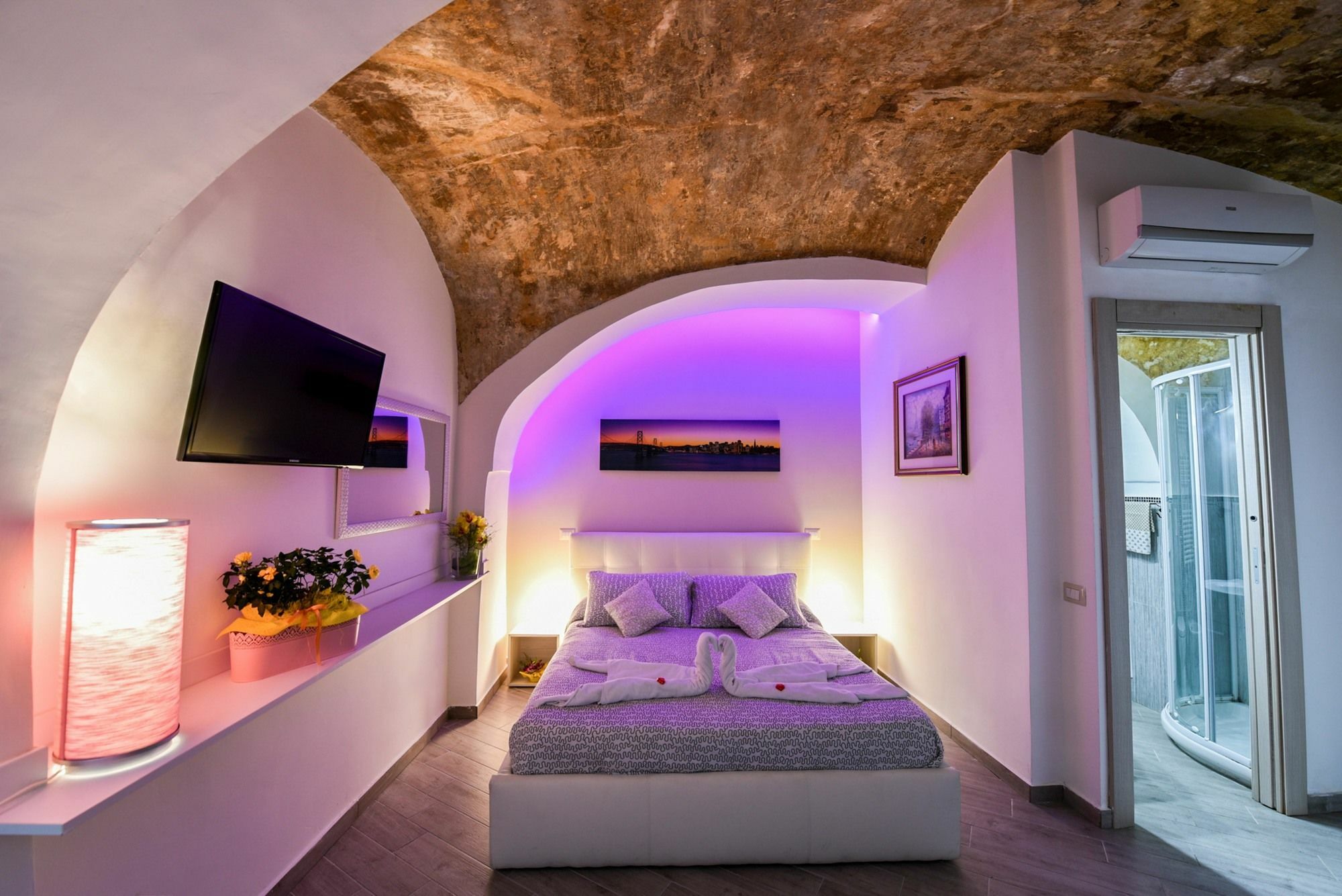 Petros Room Camere Салерно Екстер'єр фото